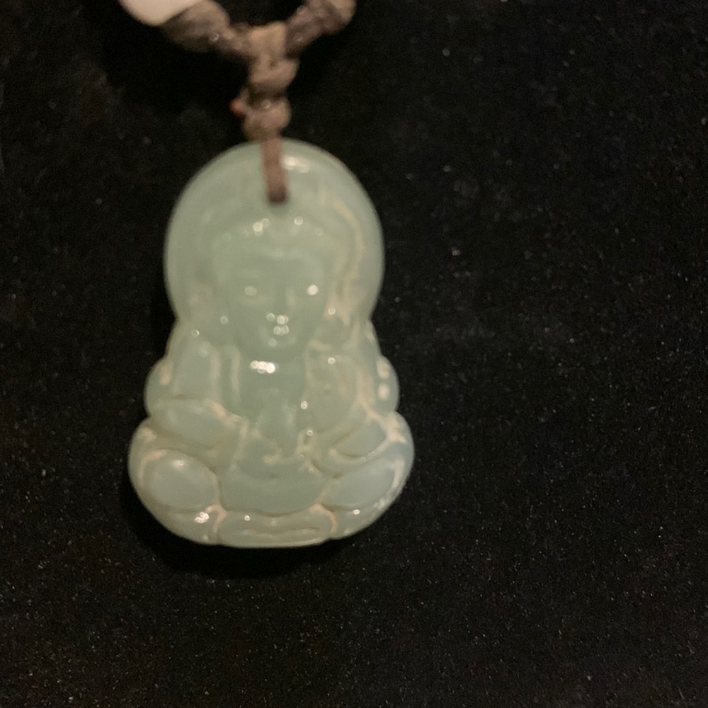 Vintage Light‎ Green Hardstone Carved Pendant on cord